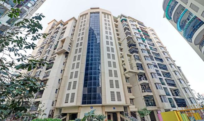 Hotel Exotica Noida Exterior