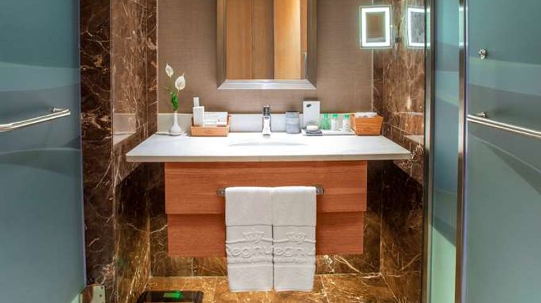 <b>Regnum Carya Golf & Spa Resort Room</b>. Images powered by <a href="https://iceportal.shijigroup.com/" title="IcePortal" target="_blank">IcePortal</a>.