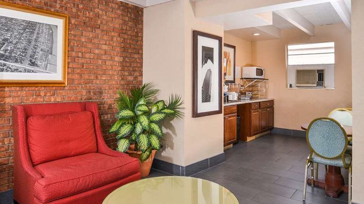 Americas Best Value Inn Augusta Lobby