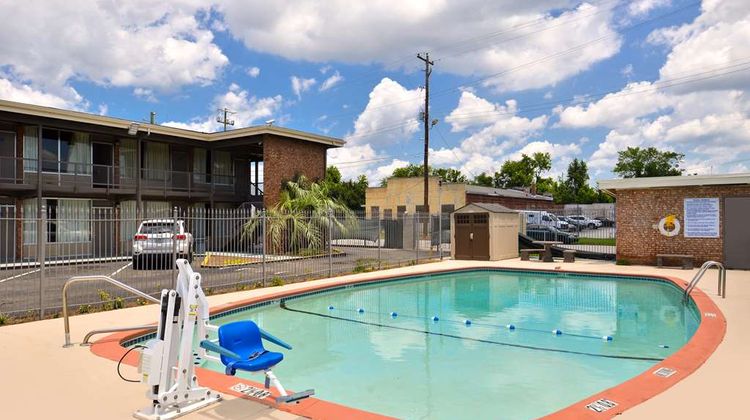 Americas Best Value Inn Augusta Pool