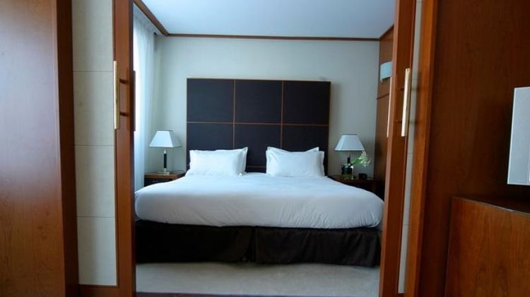 Goldstar Resort & Suites Room