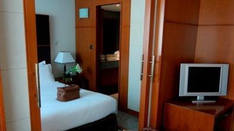 Goldstar Resort & Suites Room