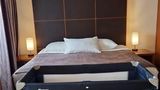 Goldstar Resort & Suites Room