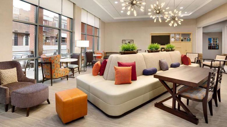 <b>Home2 Suites Hilton Birmingham Downtown Lobby</b>. Images powered by <a href="https://iceportal.shijigroup.com/" title="IcePortal" target="_blank">IcePortal</a>.