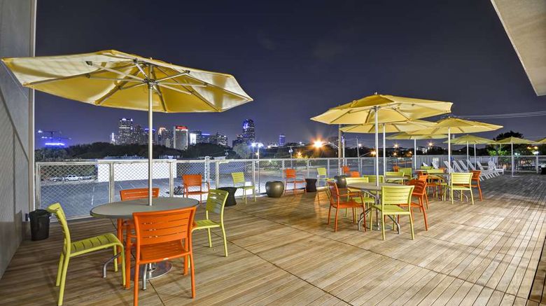 <b>Home2 Suites by Hilton Dallas Downtown Exterior</b>. Images powered by <a href="https://iceportal.shijigroup.com/" title="IcePortal" target="_blank">IcePortal</a>.