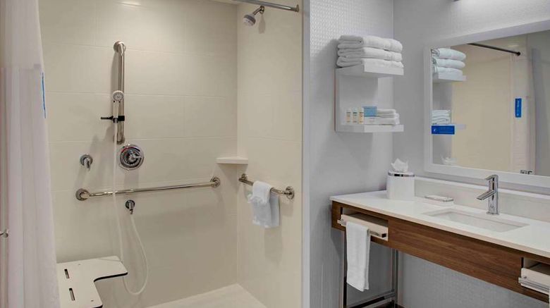 <b>Hampton Inn & Suites Flagstaff East Room</b>. Images powered by <a href="https://iceportal.shijigroup.com/" title="IcePortal" target="_blank">IcePortal</a>.