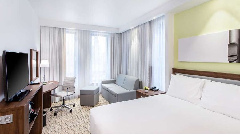 <b>Hampton by Hilton Gdansk Oliwa Room</b>. Images powered by <a href="https://iceportal.shijigroup.com/" title="IcePortal" target="_blank">IcePortal</a>.