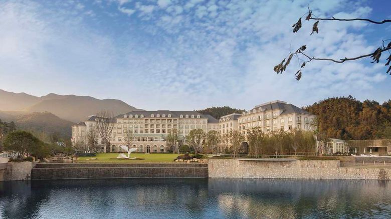 Hilton Garden Inn Hangzhou Luniao Exterior. Images powered by <a href="https://iceportal.shijigroup.com" target="_blank" rel="noopener">Ice Portal</a>.