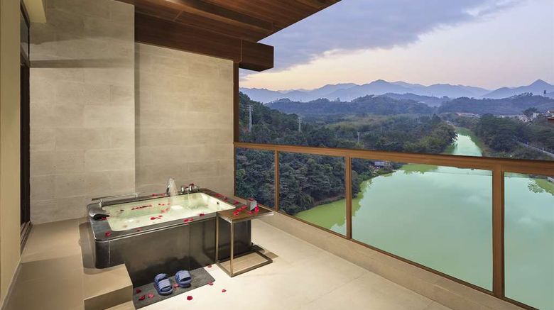 <b>Hilton Huizhou Longmen Resort Recreation</b>. Images powered by <a href="https://iceportal.shijigroup.com/" title="IcePortal" target="_blank">IcePortal</a>.