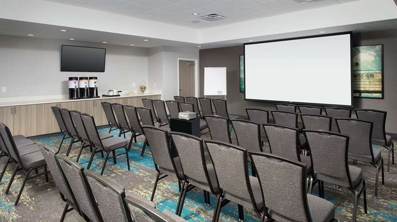 <b>Hampton Inn Miami Airport East Meeting</b>. Images powered by <a href="https://iceportal.shijigroup.com/" title="IcePortal" target="_blank">IcePortal</a>.