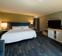 Hampton Inn Superior/Duluth, WI Room
