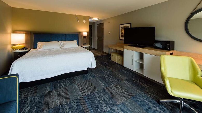 <b>Hampton Inn Superior/Duluth, WI Room</b>. Images powered by <a href="https://iceportal.shijigroup.com/" title="IcePortal" target="_blank">IcePortal</a>.
