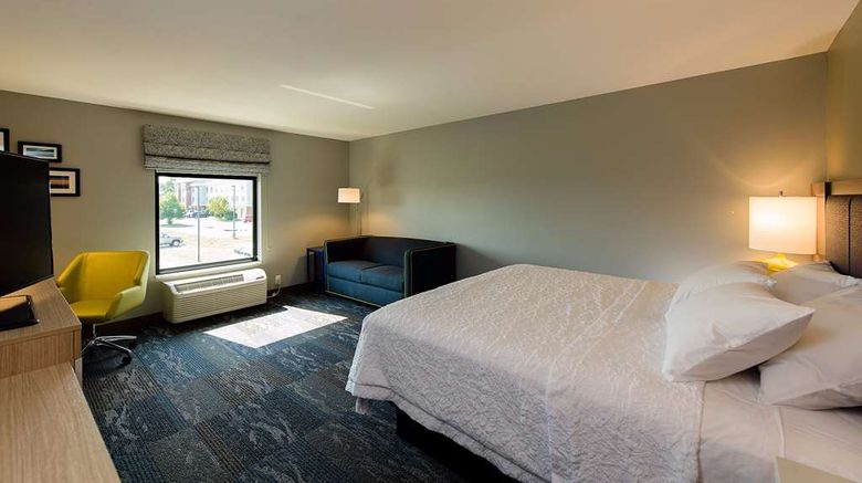 <b>Hampton Inn Superior/Duluth, WI Room</b>. Images powered by <a href="https://iceportal.shijigroup.com/" title="IcePortal" target="_blank">IcePortal</a>.