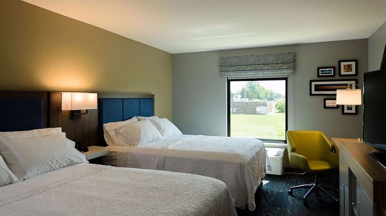<b>Hampton Inn Superior/Duluth, WI Room</b>. Images powered by <a href="https://iceportal.shijigroup.com/" title="IcePortal" target="_blank">IcePortal</a>.