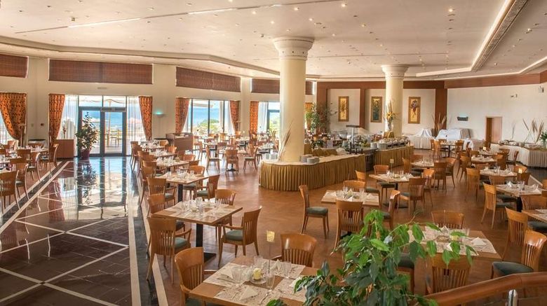 <b>Ramada Plaza Thraki Restaurant</b>. Images powered by <a href="https://iceportal.shijigroup.com/" title="IcePortal" target="_blank">IcePortal</a>.