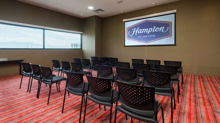 Hampton by Hilton Bogota Airport Meeting