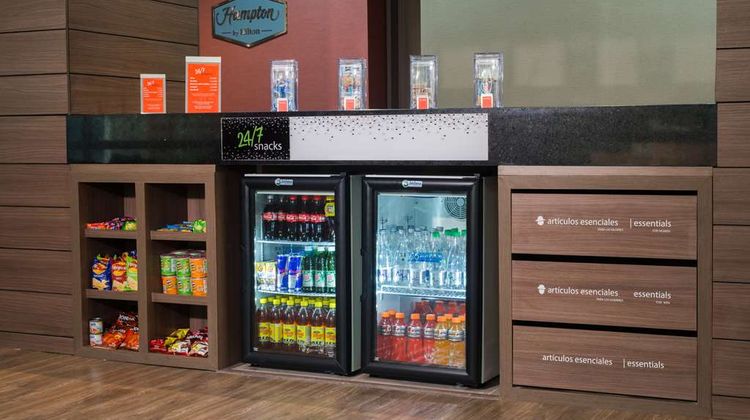 Hampton by Hilton Bogota Airport Restaurant