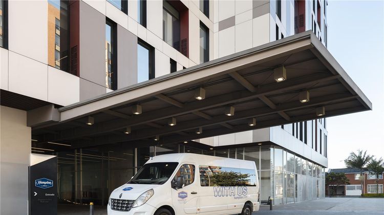Hampton by Hilton Bogota Airport Exterior