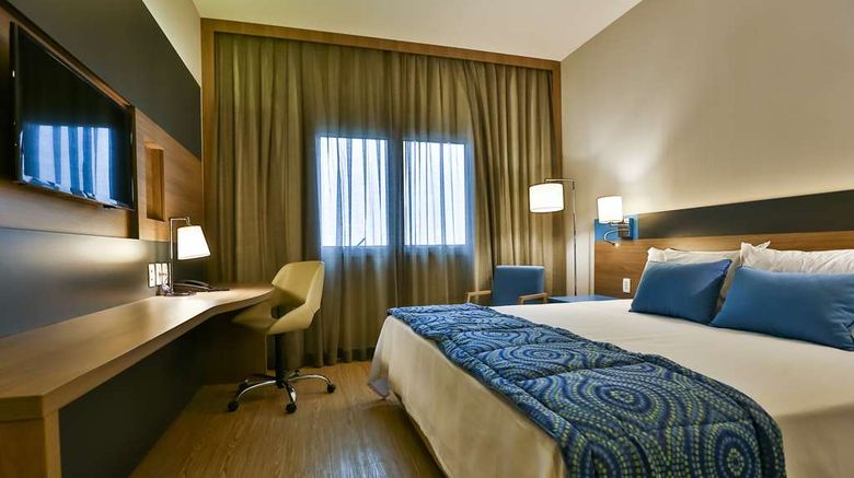 <b>Hilton Garden Inn Santo Andre Room</b>. Images powered by <a href="https://iceportal.shijigroup.com/" title="IcePortal" target="_blank">IcePortal</a>.