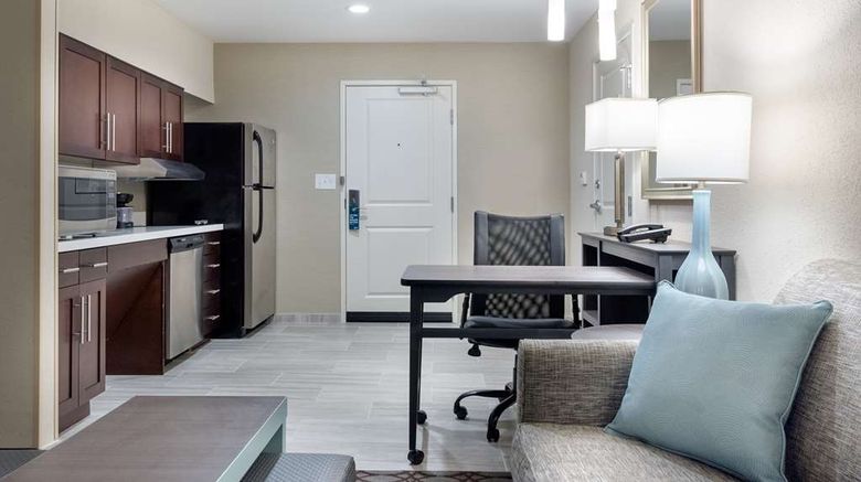 <b>Homewood Suites by Hilton Fayetteville Room</b>. Images powered by <a href="https://iceportal.shijigroup.com/" title="IcePortal" target="_blank">IcePortal</a>.