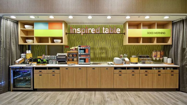 <b>Home2 Suites by Hilton Columbus Downtown Restaurant</b>. Images powered by <a href="https://iceportal.shijigroup.com/" title="IcePortal" target="_blank">IcePortal</a>.