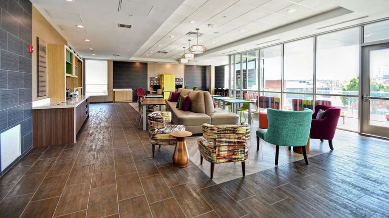 <b>Home2 Suites by Hilton Columbus Downtown Lobby</b>. Images powered by <a href="https://iceportal.shijigroup.com/" title="IcePortal" target="_blank">IcePortal</a>.