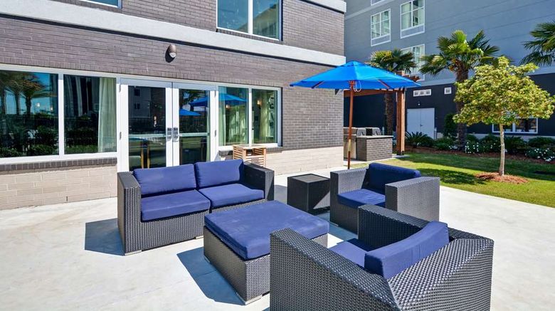 <b>Homewood Suite by Hilton Westbank/Gretna Exterior</b>. Images powered by <a href="https://iceportal.shijigroup.com/" title="IcePortal" target="_blank">IcePortal</a>.