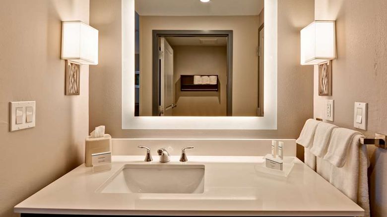 <b>Homewood Suite by Hilton Westbank/Gretna Room</b>. Images powered by <a href="https://iceportal.shijigroup.com/" title="IcePortal" target="_blank">IcePortal</a>.