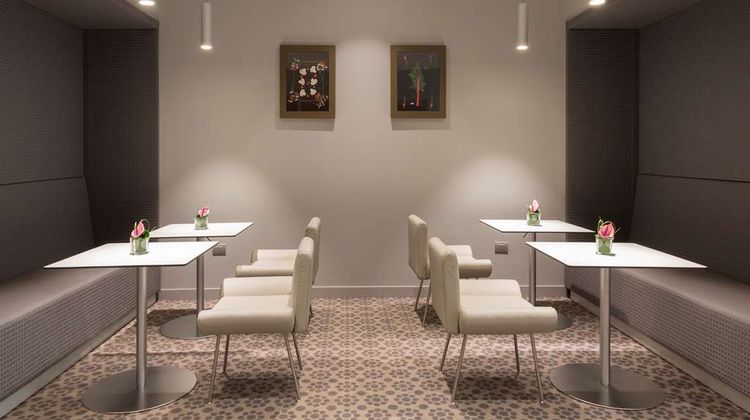 Hampton by Hilton Rome East Restaurant