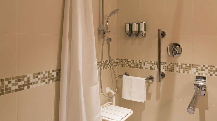 Hampton by Hilton Rome East Room
