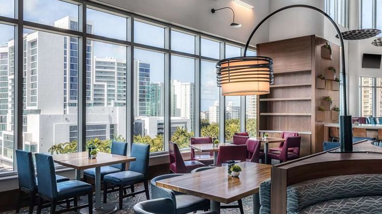 Embassy Suites by Hilton Sarasota Restaurant