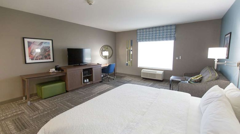 <b>Hampton Inn & Suites Stroud Other</b>. Images powered by <a href="https://iceportal.shijigroup.com/" title="IcePortal" target="_blank">IcePortal</a>.