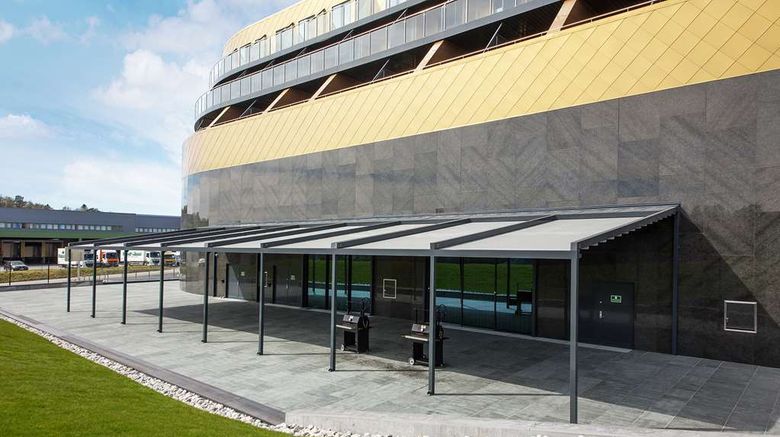 <b>Scandic Flesland Airport Exterior</b>. Images powered by <a href="https://iceportal.shijigroup.com/" title="IcePortal" target="_blank">IcePortal</a>.