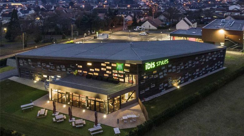 Hotel Ibis Styles Le Mans Sud Mulsanne Exterior. Images powered by <a href="https://iceportal.shijigroup.com" target="_blank" rel="noopener">Ice Portal</a>.