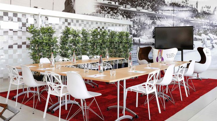 Hotel Ibis Styles Le Mans Sud Mulsanne Meeting
