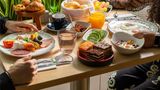 <b>Mercure Bucharest Unirii Restaurant</b>. Images powered by <a href="https://iceportal.shijigroup.com/" title="IcePortal" target="_blank">IcePortal</a>.