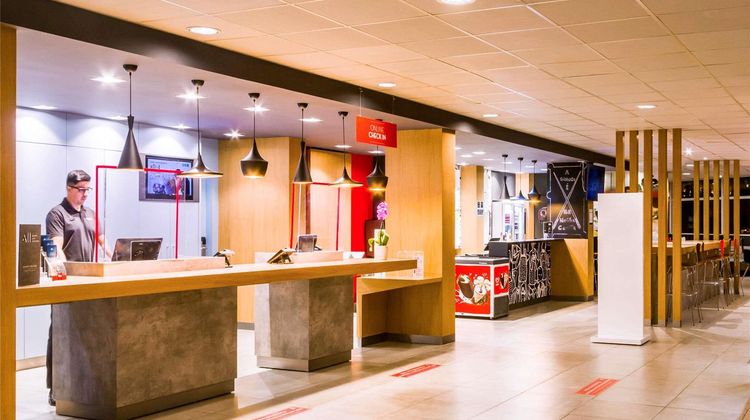 Ibis Marilia Exterior