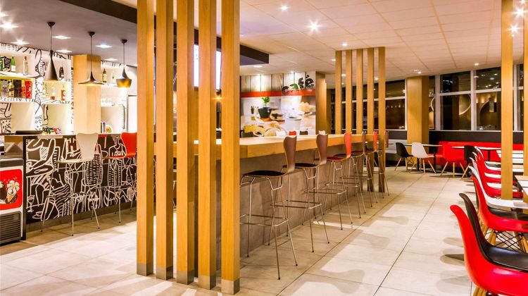 Ibis Marilia Exterior