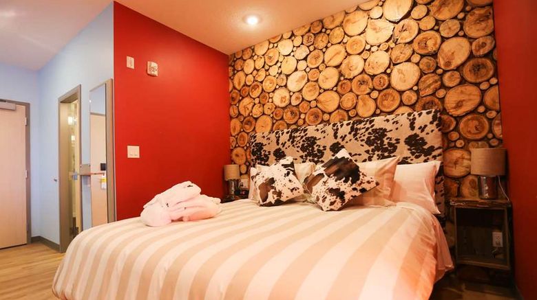 <b>Days Inn Calgary North Balzac Suite</b>. Images powered by <a href="https://iceportal.shijigroup.com/" title="IcePortal" target="_blank">IcePortal</a>.
