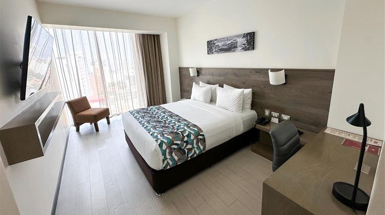 Best Western Plus Urban Larco Hotel Room