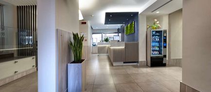 Hotel Gamma Lobby