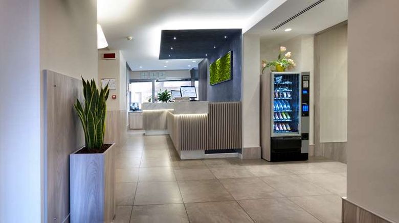 <b>Hotel Gamma Lobby</b>. Images powered by <a href="https://iceportal.shijigroup.com/" title="IcePortal" target="_blank">IcePortal</a>.