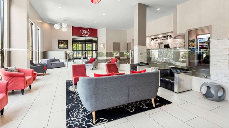 <b>Magnolia Bluffs, BW Signature Collection Lobby</b>. Images powered by <a href="https://iceportal.shijigroup.com/" title="IcePortal" target="_blank">IcePortal</a>.