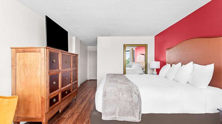 <b>Magnolia Bluffs, BW Signature Collection Room</b>. Images powered by <a href="https://iceportal.shijigroup.com/" title="IcePortal" target="_blank">IcePortal</a>.