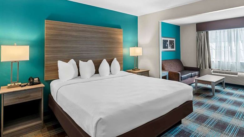 <b>Best Western Presidential Hotel & Suites Suite</b>. Images powered by <a href="https://iceportal.shijigroup.com/" title="IcePortal" target="_blank">IcePortal</a>.