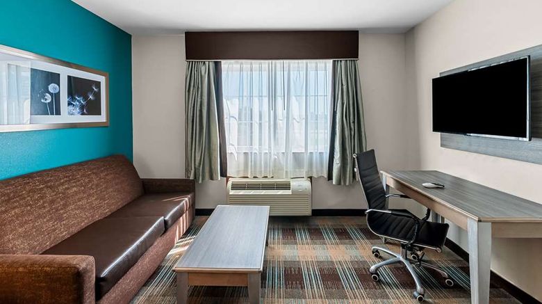 <b>Best Western Presidential Hotel & Suites Suite</b>. Images powered by <a href="https://iceportal.shijigroup.com/" title="IcePortal" target="_blank">IcePortal</a>.