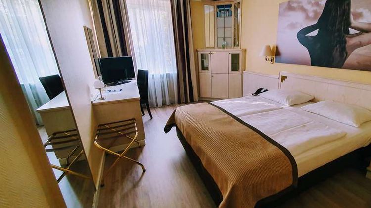 Park Hotel Hamburg Arena Room