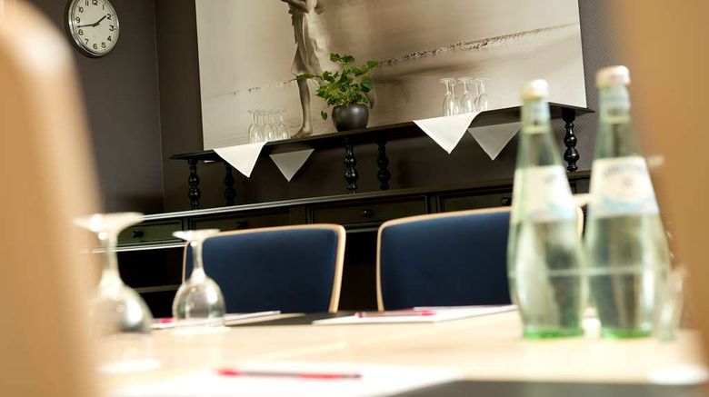 <b>Park Hotel Hamburg Arena Meeting</b>. Images powered by <a href="https://iceportal.shijigroup.com/" title="IcePortal" target="_blank">IcePortal</a>.
