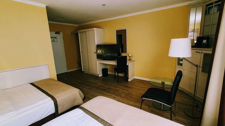 Park Hotel Hamburg Arena Room