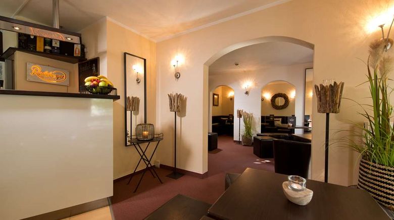 <b>ACHAT Hotel Dresden Elbufer Restaurant</b>. Images powered by <a href="https://iceportal.shijigroup.com/" title="IcePortal" target="_blank">IcePortal</a>.